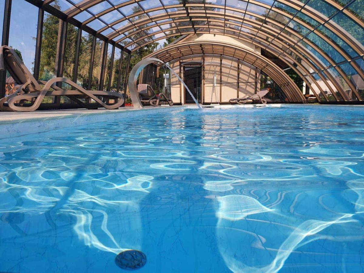 Osada Koszalkowo Wiezyca Szymbark  Exteriér fotografie