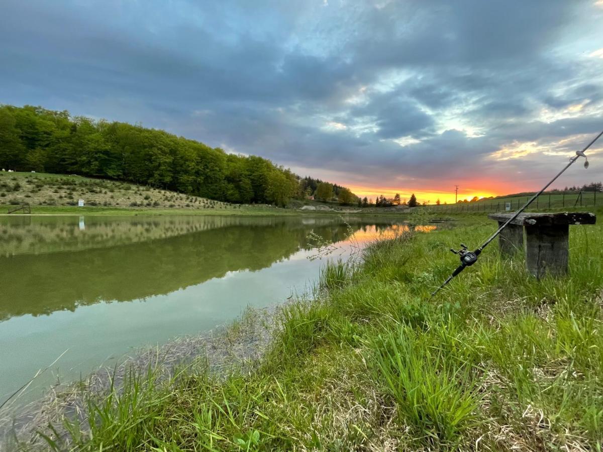 Osada Koszalkowo Wiezyca Szymbark  Exteriér fotografie
